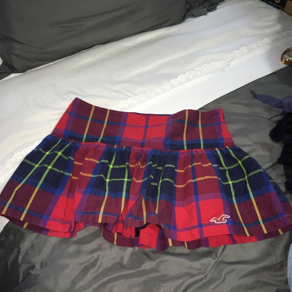 Hollister Dresses & Skirts - Hollister plaid mini skirt